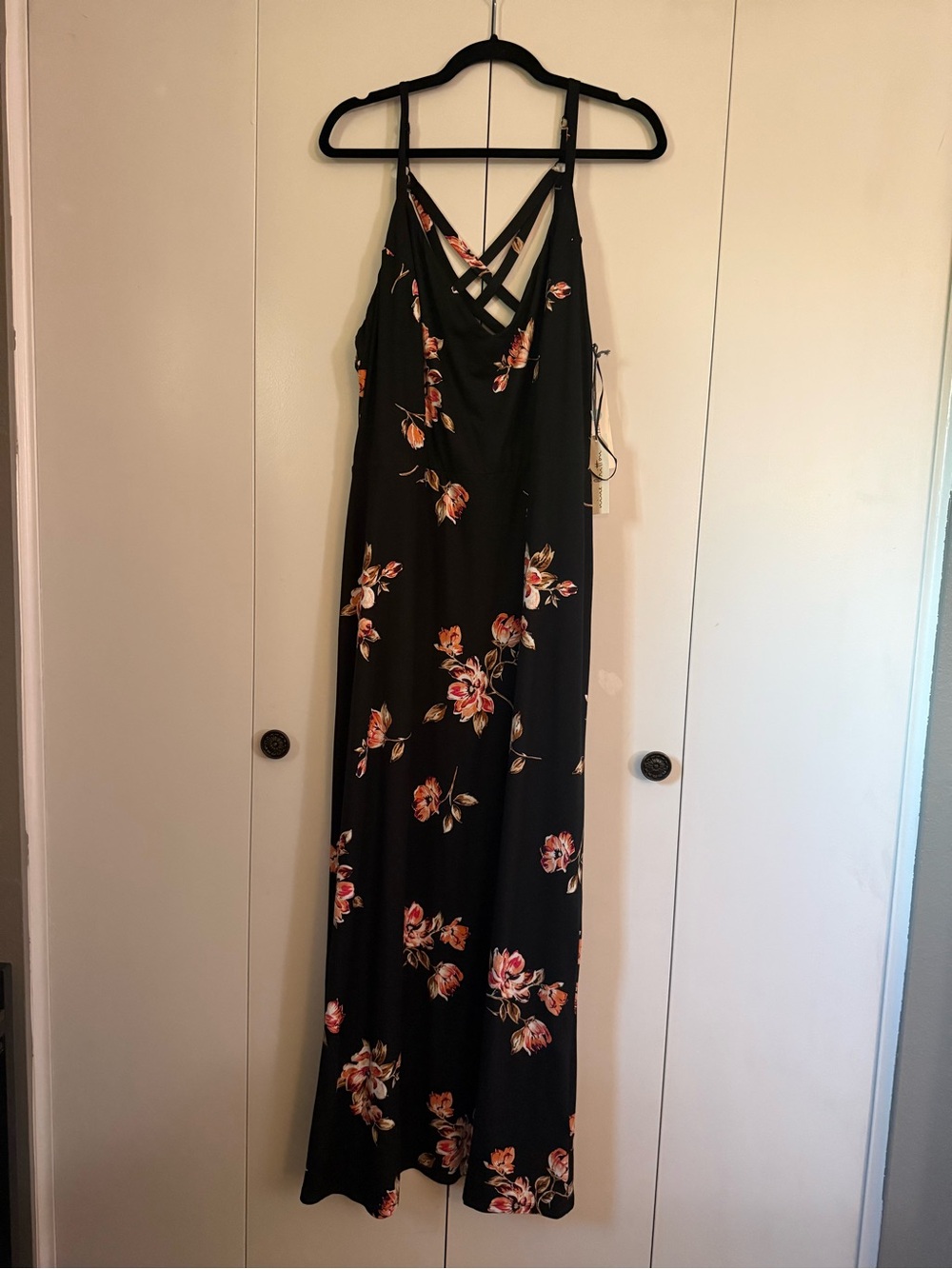 nine britton Black Floral Maxi Dress with Crisscross Straps